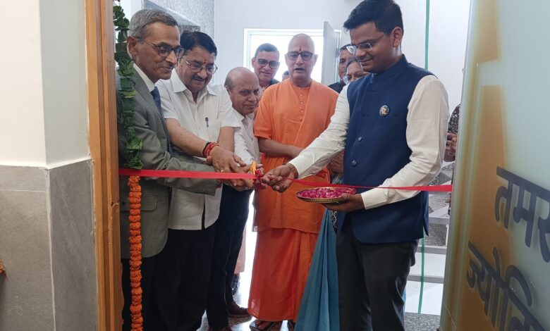 चारधाम यात्रा में चलने वाले सभी वाहन चालकों के लिए निशुल्क नेत्र जांच शिविर का आयोजन चारधाम यात्रा में चलने वाले सभी वाहन चालकों के लिए निशुल्क नेत्र जांच शिविर का आयोजन