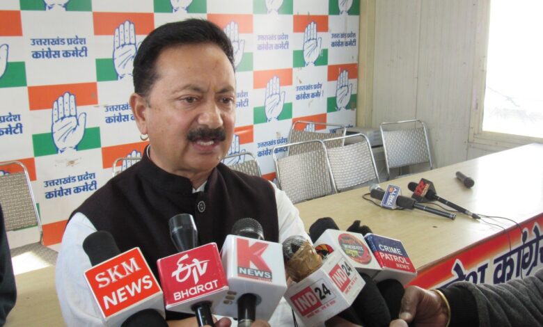 नवरत्न संस्थानों के कार्यालयों का लगातार पलायन गम्भीर चिंता का विषय नवरत्न संस्थानों के कार्यालयों का लगातार पलायन गम्भीर चिंता का विषय