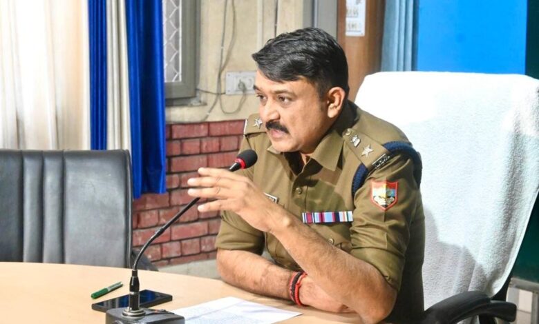 सामने आयी युवको को नौकरी के नाम पर विदेश ले जाकर बंधक बनाये जाने की घटना सामने आयी युवको को नौकरी के नाम पर विदेश ले जाकर बंधक बनाये जाने की घटना