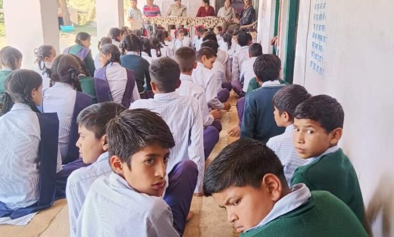 ड्रग्स फ्री देवभूमि मिशन 2025 : पुलिस ने चलाया जागरूकता अभियान ड्रग्स फ्री देवभूमि मिशन 2025 : पुलिस ने चलाया जागरूकता अभियान