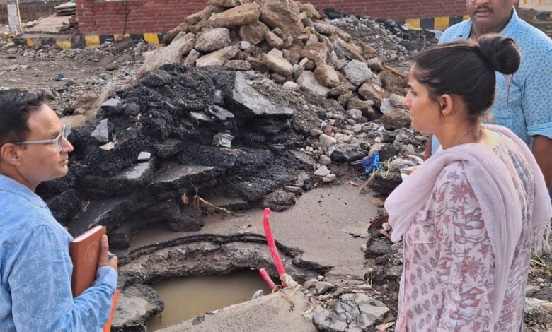 निर्माण कार्यों का स्थलीय निरीक्षण निर्माण कार्यों का स्थलीय निरीक्षण