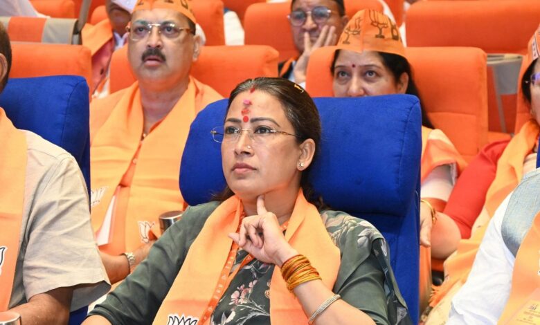 खिलाड़ियों को आवागमन के लिए मिलेगी एसी बस की सुविधा खिलाड़ियों को आवागमन के लिए मिलेगी एसी बस की सुविधा