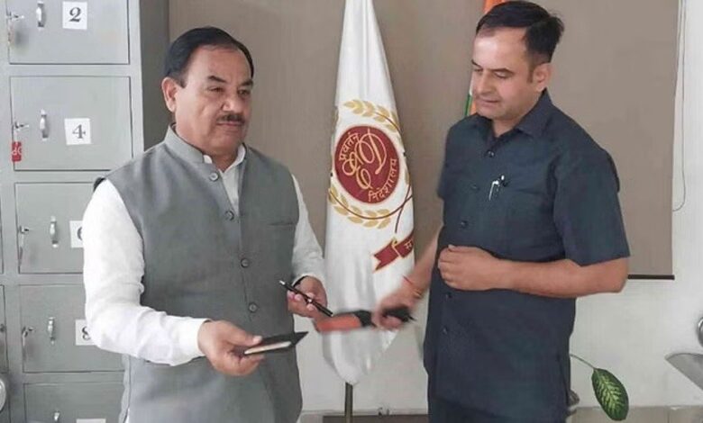 पूर्व मंत्री से क़ी ईडी ने पूछताछ